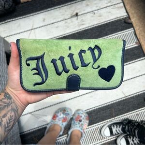 💙 DAY DREAMER Y2K Juicy Couture Makeup Travel Wallet 💙